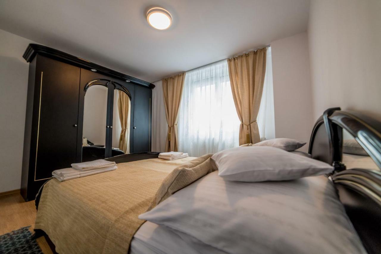 Apartament Sorina Maria Διαμέρισμα Ντέβα Εξωτερικό φωτογραφία