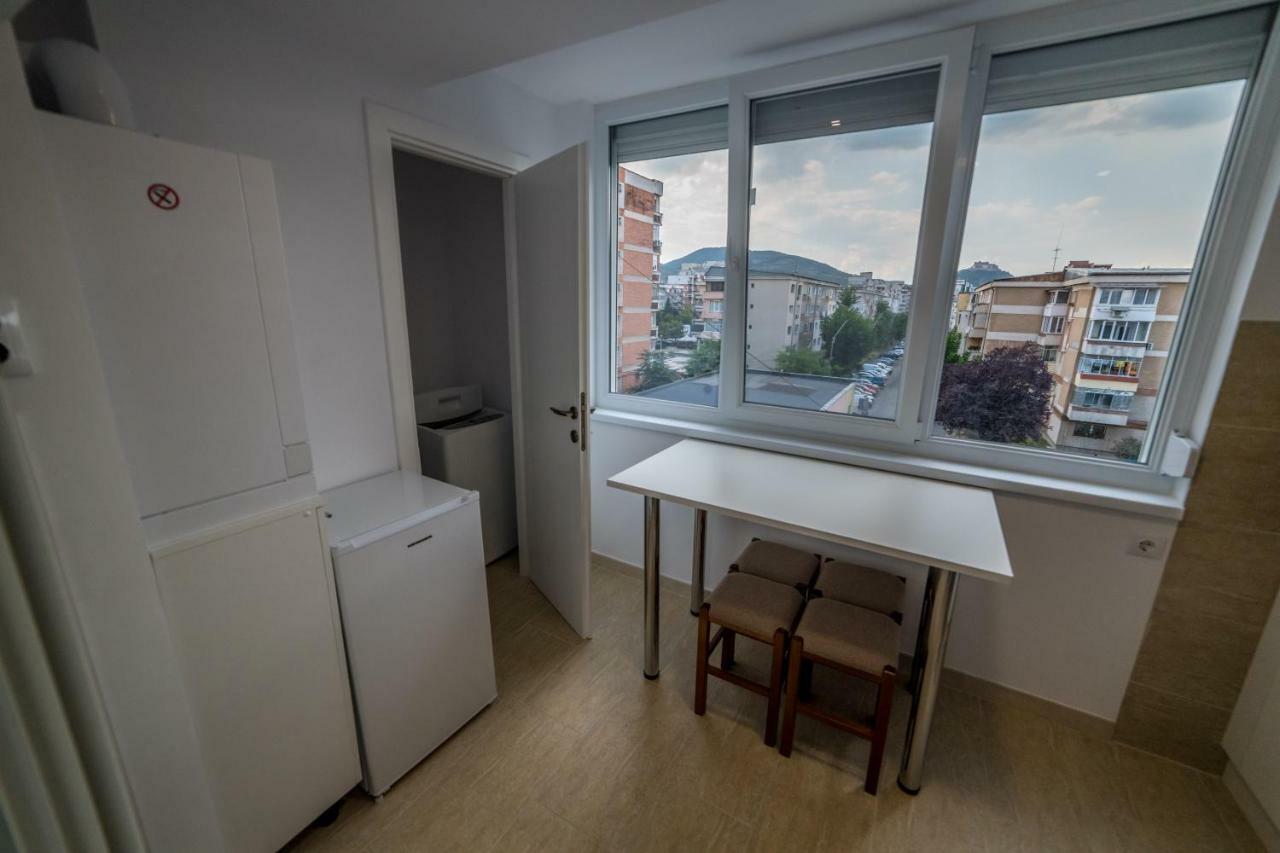 Apartament Sorina Maria Διαμέρισμα Ντέβα Εξωτερικό φωτογραφία