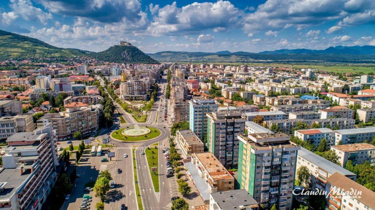 Apartament Sorina Maria Διαμέρισμα Ντέβα Εξωτερικό φωτογραφία