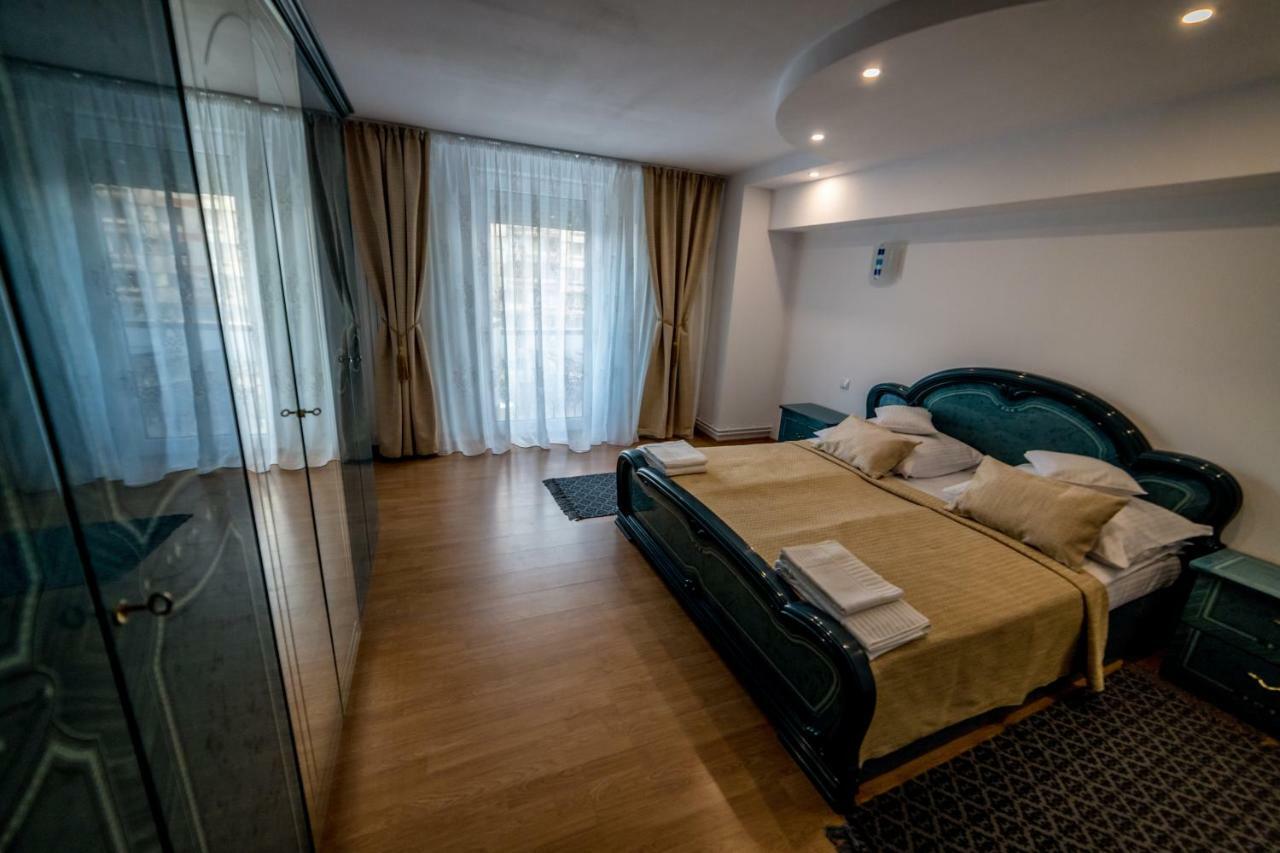 Apartament Sorina Maria Διαμέρισμα Ντέβα Εξωτερικό φωτογραφία
