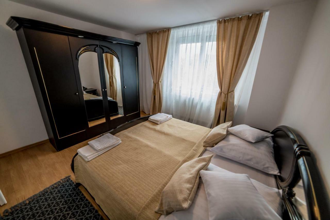 Apartament Sorina Maria Διαμέρισμα Ντέβα Εξωτερικό φωτογραφία